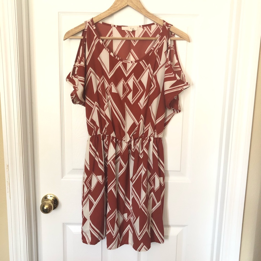 Lush Cold Shoulder Dress Sz S